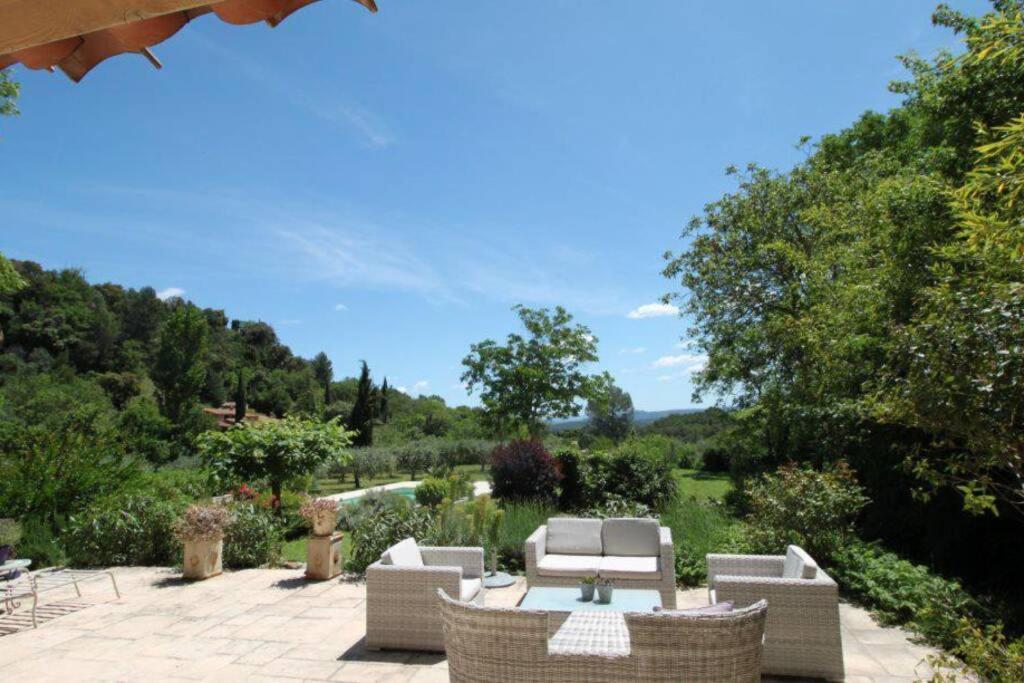 Villa Bastide Derroc Cotignac Exterior foto
